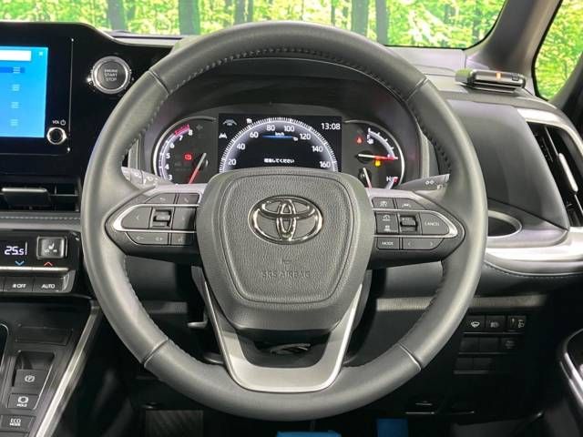 Toyota VOXY 2023-04 184336-11