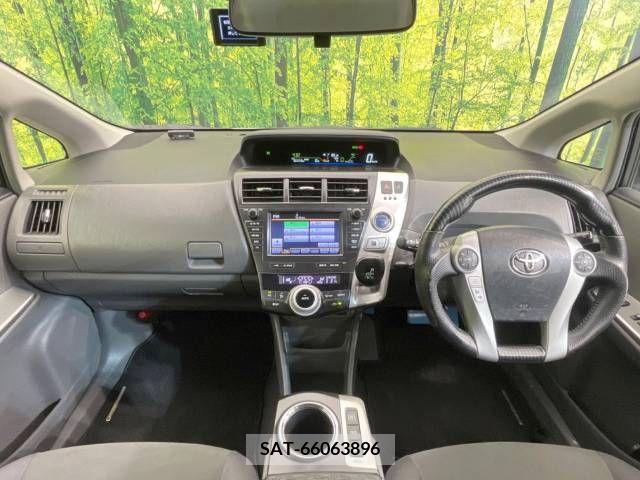 Toyota PRIUS ALPHA 2011-08 366786-1