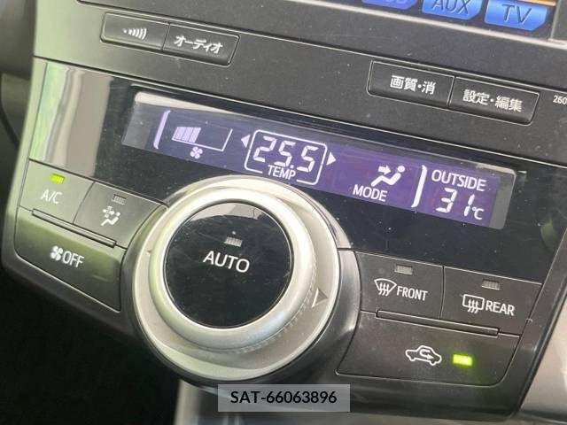 Toyota PRIUS ALPHA 2011-08 366786-7