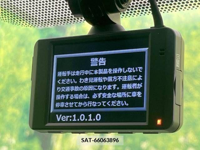 Toyota PRIUS ALPHA 2011-08 366786-6