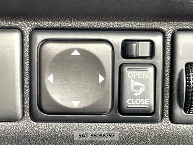 Nissan MARCH 2021-07 308111-7