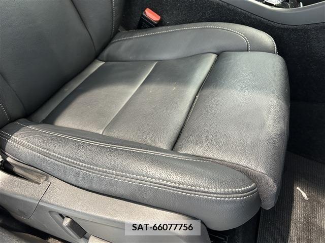 Volvo XC40 2019-02 320614-16
