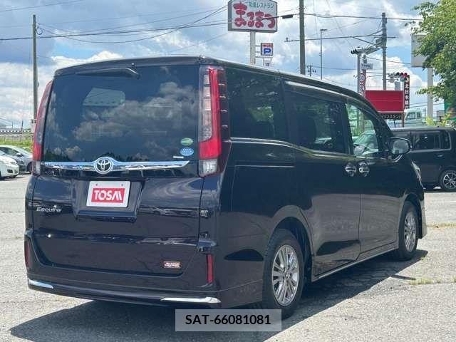 Toyota ESQUIRE 2015-09 321449-4