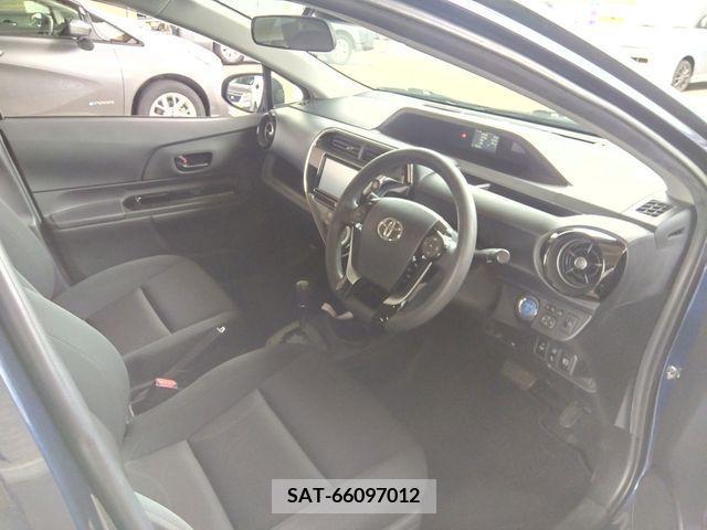 Toyota AQUA 2018-04 260501-5