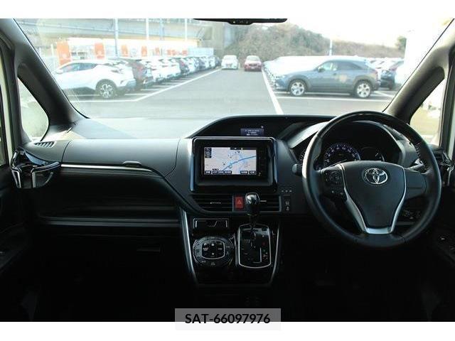 Toyota ESQUIRE 2015-03 215334-18