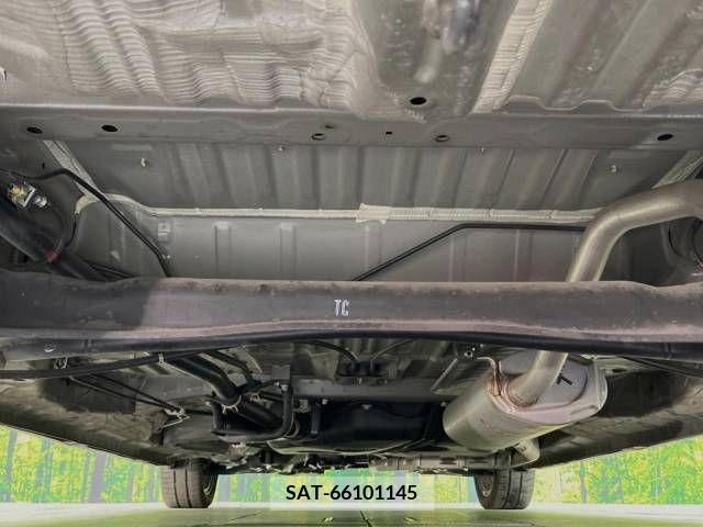 Honda N BOX CUSTOM 2019-02 212048-19