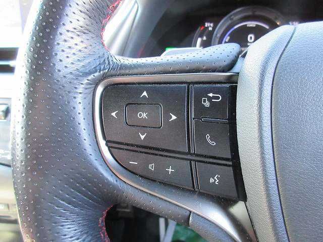 Lexus ES 2018-12 5944-10