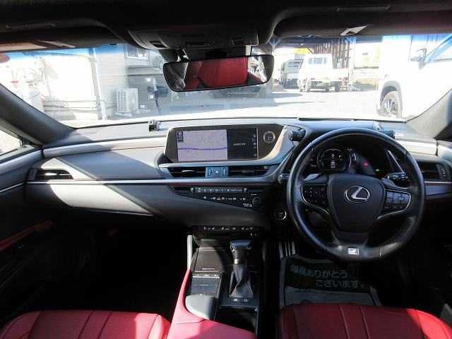 Lexus ES 2018-12 5944-1