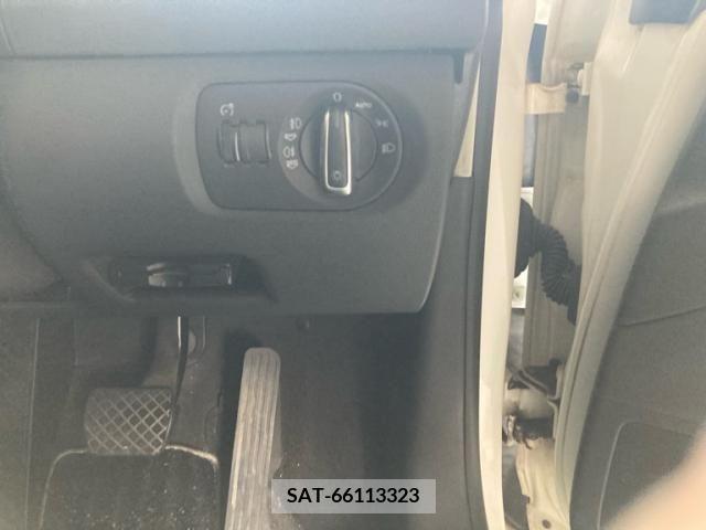Audi A3 2010-06 389420-13