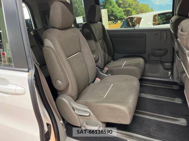 Honda e 2016-08 223136-9