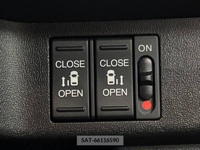 Honda e 2016-08 223136-6