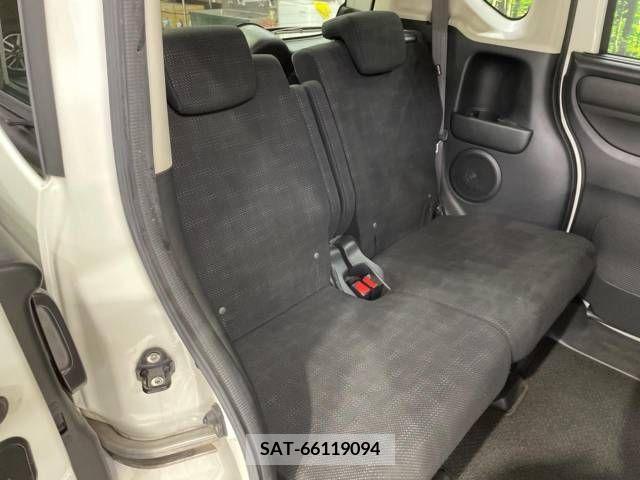 Honda N BOX 2015-10 278743-9