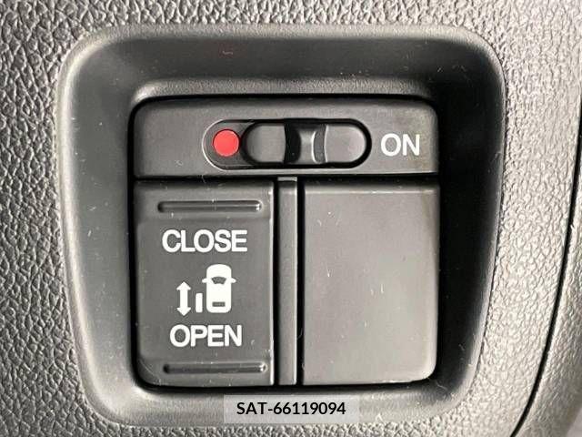 Honda N BOX 2015-10 278743-4