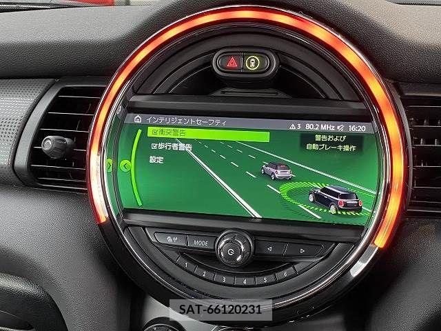 Bmw MINI 2019-06 319797-5