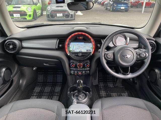 Bmw MINI 2019-06 319797-2