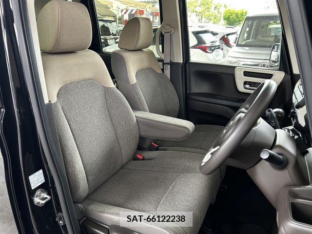 Honda N BOX 2022-07 333889-11