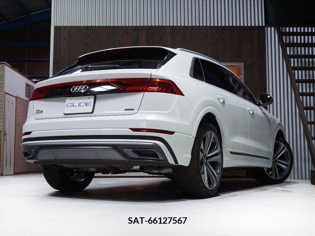 Audi Q8 2020-02 389463-2