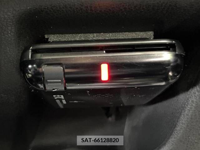 Nissan NOTE 2015-02 213883-5