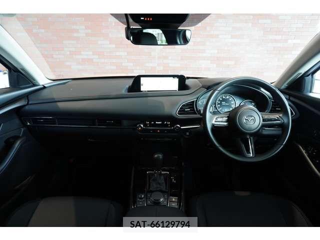 Mazda CX-30 2022-02 302084-5