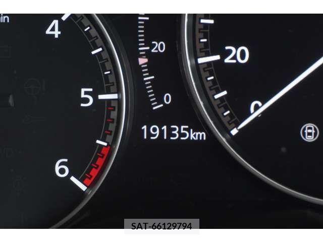 Mazda CX-30 2022-02 302084-4