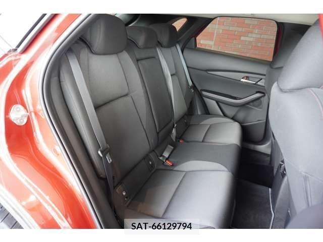 Mazda CX-30 2022-02 302084-7
