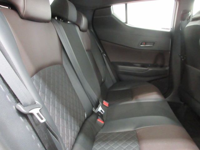 Toyota C-HR 2019-01 19301-21