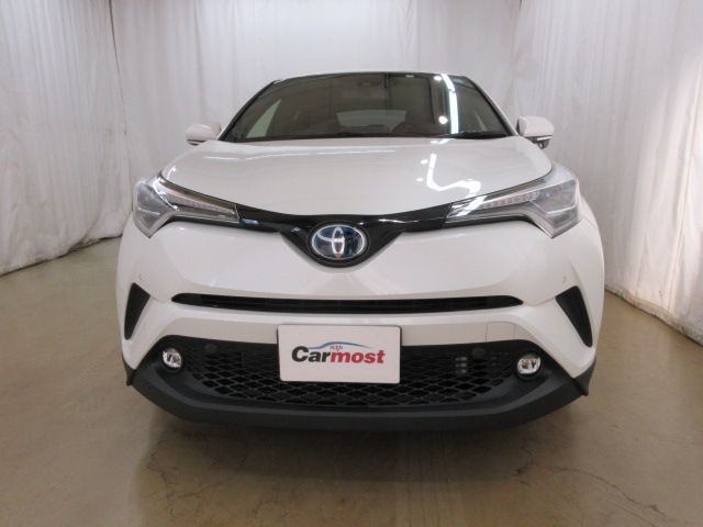 Toyota C-HR 2019-01 19301-2
