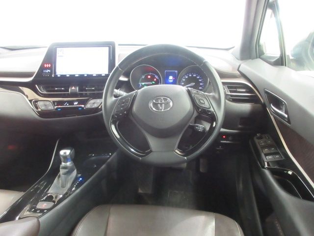 Toyota C-HR 2019-01 19301-7