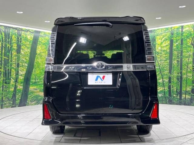 Toyota VOXY 2018-09 192808-16