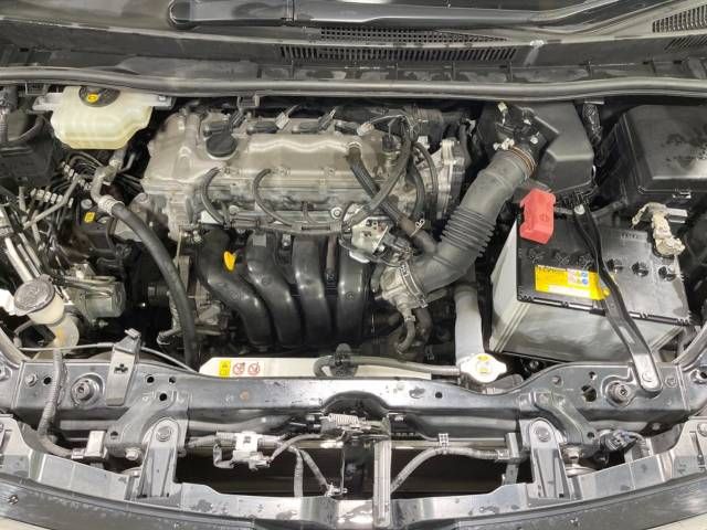 Toyota VOXY 2018-09 192808-19