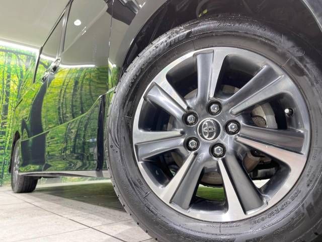 Toyota VOXY 2018-09 192808-14