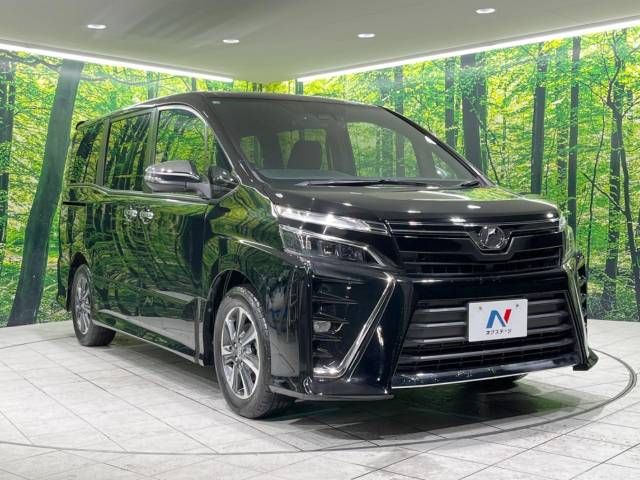 Toyota VOXY 2018-09 192808-17