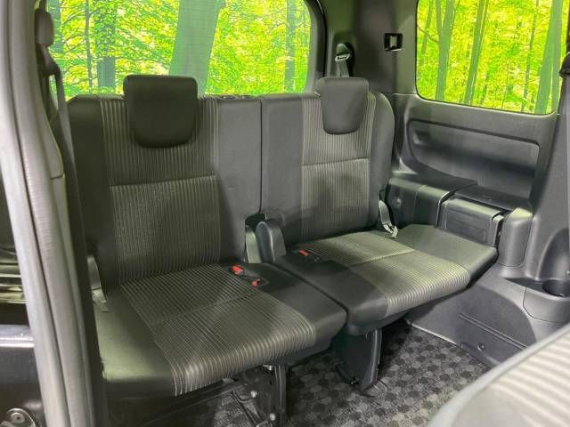 Toyota VOXY 2018-09 192808-10
