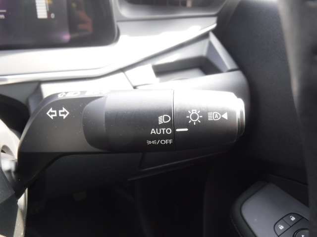 Nissan NOTE 2022-03 184757-9