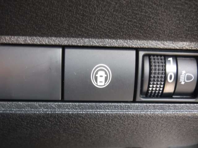 Nissan NOTE 2022-03 184757-8