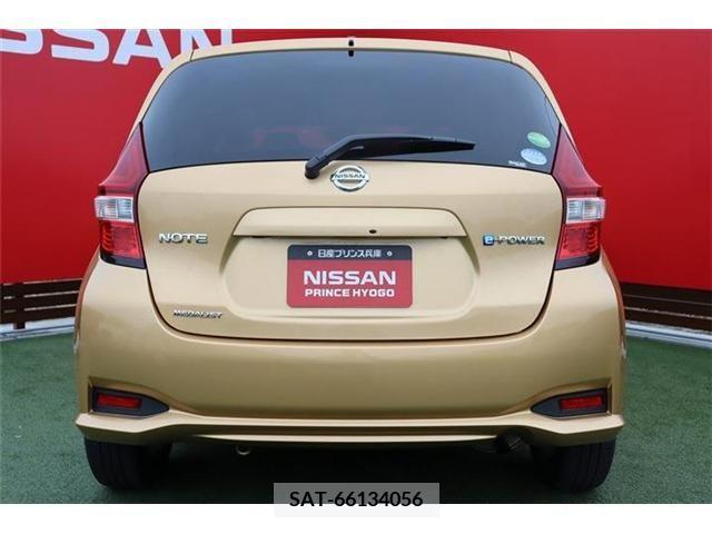 Nissan NOTE 2017-03 305363-14