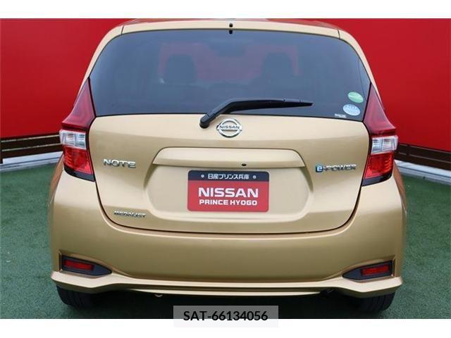 Nissan NOTE 2017-03 305363-4