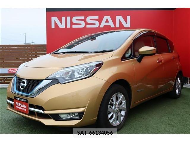 Nissan NOTE 2017-03 305363-10