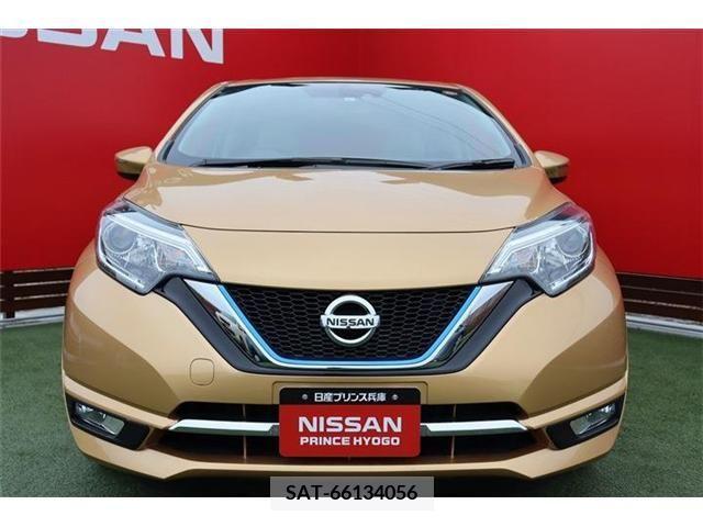 Nissan NOTE 2017-03 305363-8