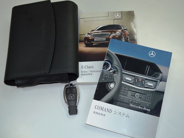 Mercedes Benz E-CLASS 2010-05 22521-20