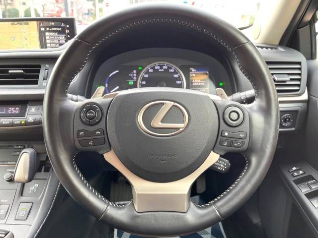 Lexus CT 2017-10 25247-11