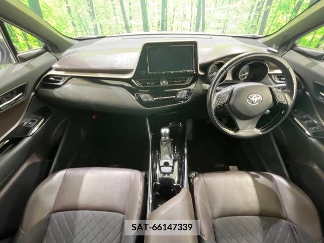 Toyota C-HR 2017-03 357859-1