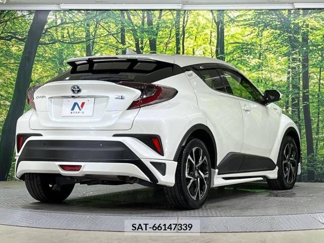 Toyota C-HR 2017-03 357859-17