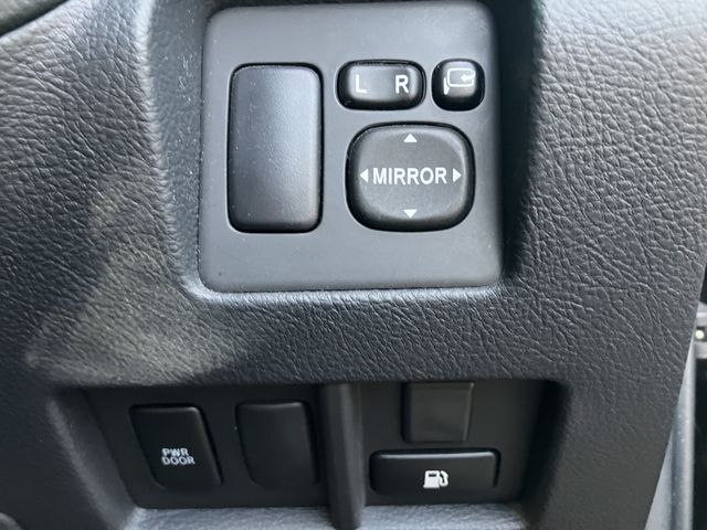 Toyota HARRIER 2011-02 11275-14