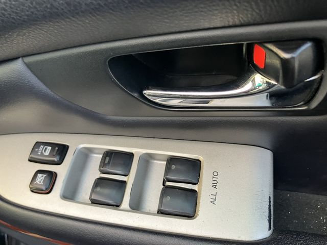 Toyota HARRIER 2011-02 11275-17