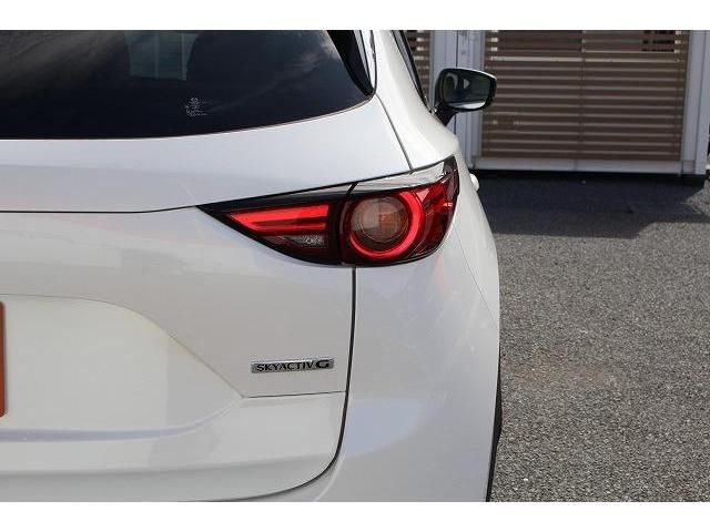 Mazda CX-5 2021-06 16379-11