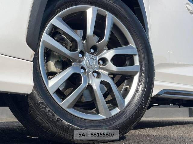 Lexus NX 2015-10 229127-13