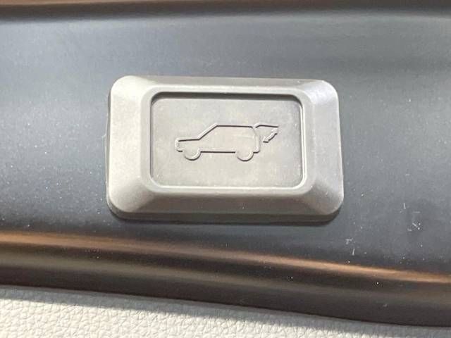 Toyota RAV4 2020-10 11509-7