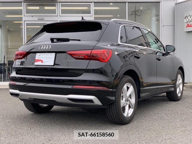 Audi Q3 2022-10 317878-1