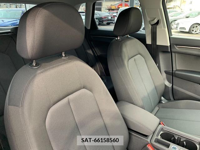 Audi Q3 2022-10 317878-14